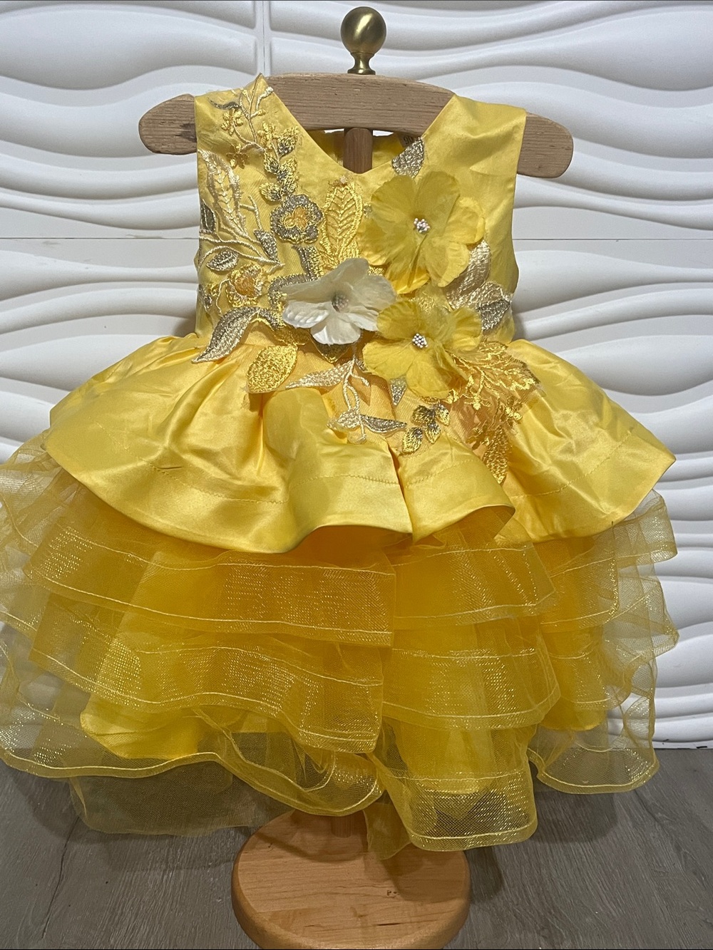 Gorgeous Yellow Floral Tulle Dress for Girls